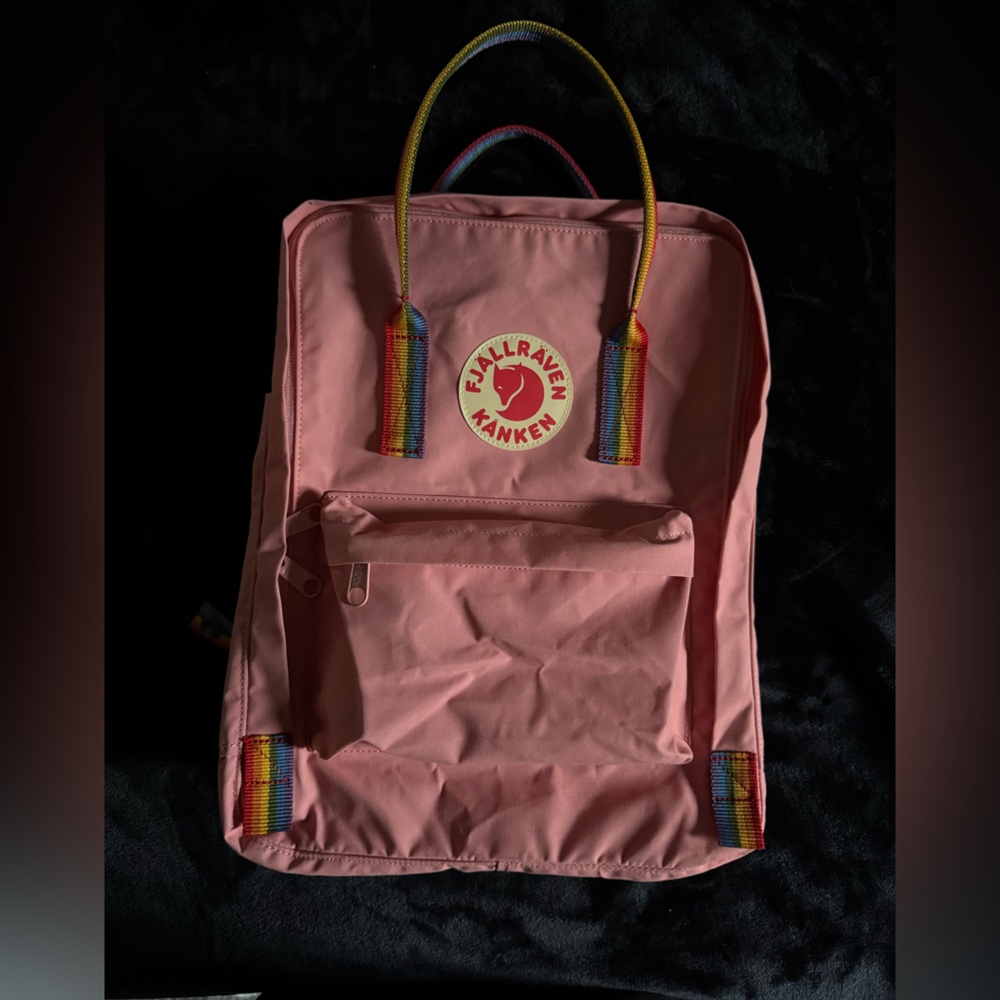 Fjällräven Kånken Pink Backpack NWOT